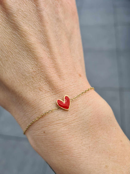 Bracelet doré petit coeur rouge